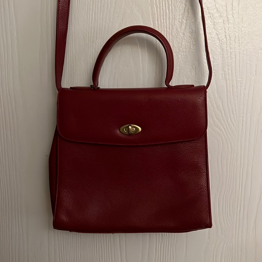 Vintage Red Pebble Leather Coach Crossbody Bag - Madison Biltmore - No. M5E-4417